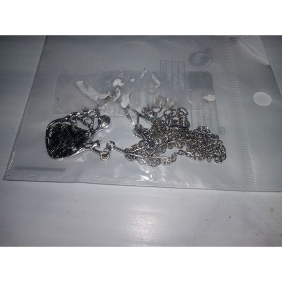 Zinc Alloy Necklace Intricate Antler Design & Multi-Colored Resin Stone Pendant - Picture 7 of 7